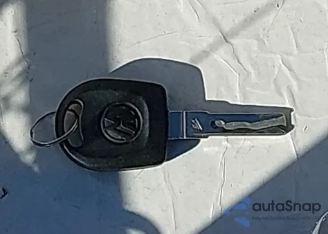 2011 Volkswagen Eos Komfort from USA, damaged, VIN WVWBW7AH9BV003389